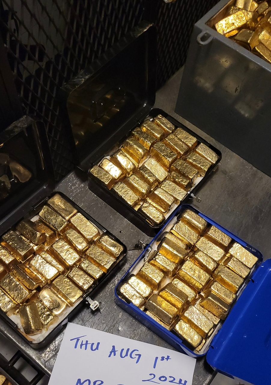 Dhahab mines gold
